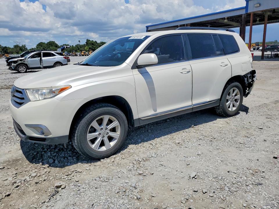 Продажа на аукционе авто 2013 Toyota Highlander, vin: 5TDBK3EH6DS255144, номер лота: 61931816