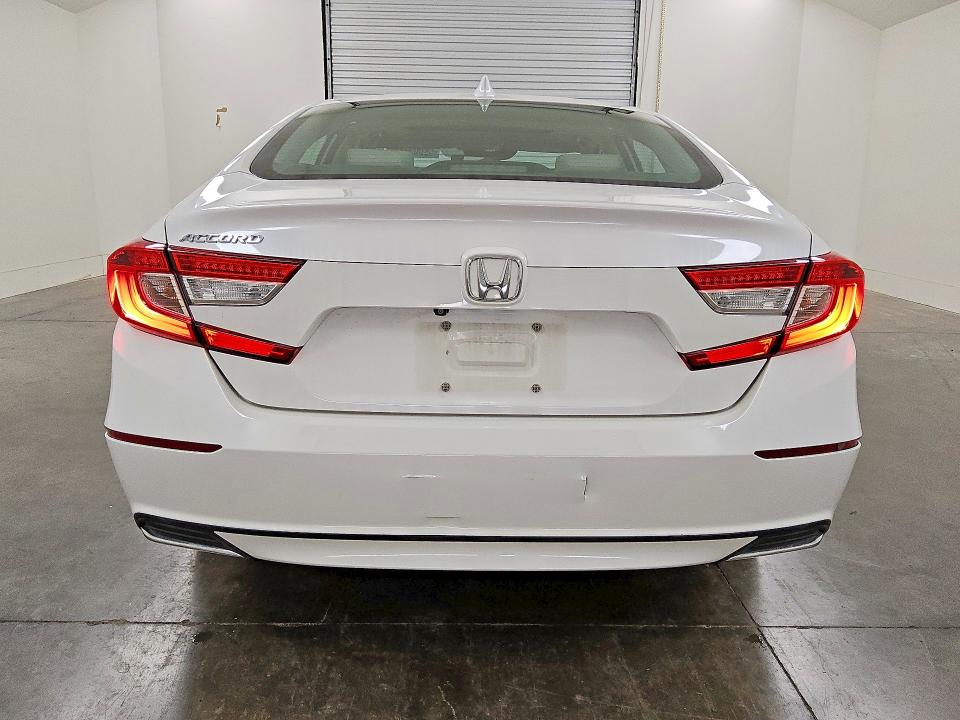 2018 Honda Accord მანქანა იყიდება აუქციონზე, vin: 1HGCV1F55JA012147, აუქციონის ნომერი: 64690746