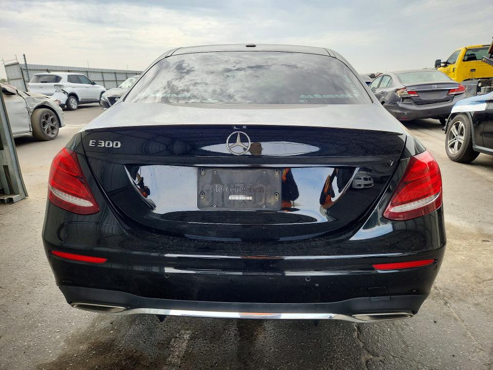 2017 Mercedes-benz E მანქანა იყიდება აუქციონზე, vin: WDDZF4JB3HA109321, აუქციონის ნომერი: 66779186