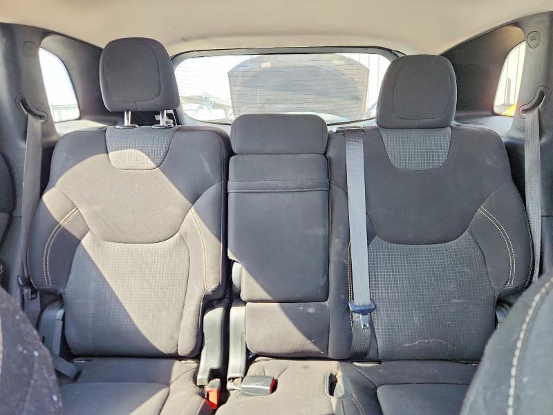 66003296 :رقم المزاد ، 1C4PJMCB6HW555852 vin ، 2017 Jeep Cherokee مزاد بيع
