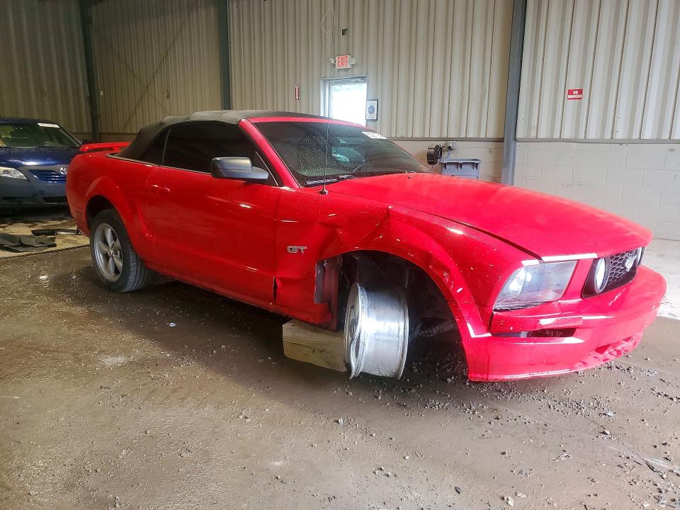2006 Ford Mustang მანქანა იყიდება აუქციონზე, vin: 1ZVFT85H465233290, აუქციონის ნომერი: 65321736