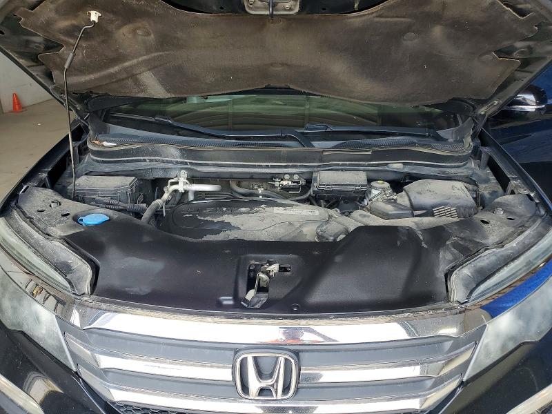 63423176 :رقم المزاد ، 5FNYF6H7XHB011879 vin ، 2017 Honda Pilot مزاد بيع