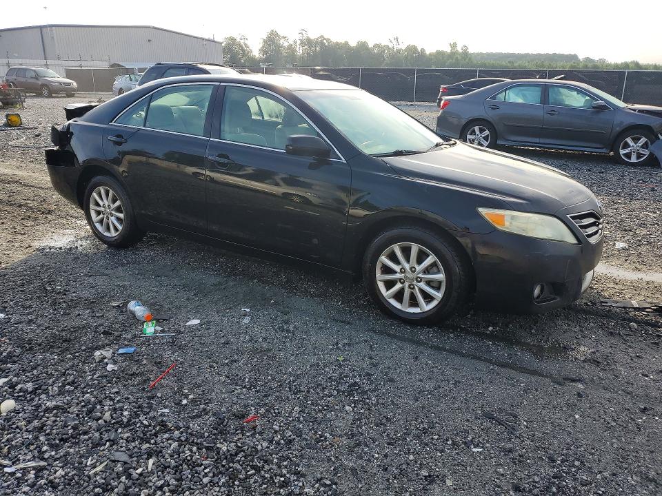 64432396 :رقم المزاد ، 4T1BF3EK4BU136755 vin ، 2011 Toyota Camry مزاد بيع