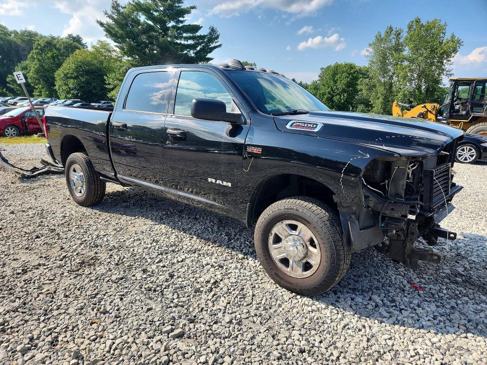 Продаж на аукціоні авто 2022 Ram 2500, vin: 3C6UR5CJXNG111030, номер лоту: 65857246