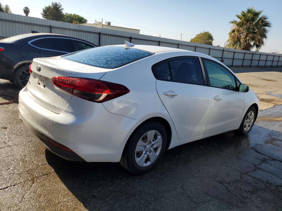 Aukcja sprzedaży 2018 Kia Forte, vin: 3KPFL4A71JE247072, numer aukcji: 67311496