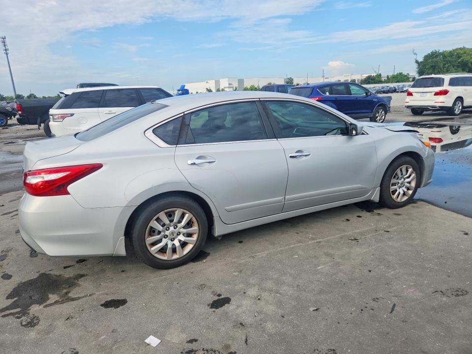 2016 Nissan Altima მანქანა იყიდება აუქციონზე, vin: 1N4AL3AP0GN347498, აუქციონის ნომერი: 63889626