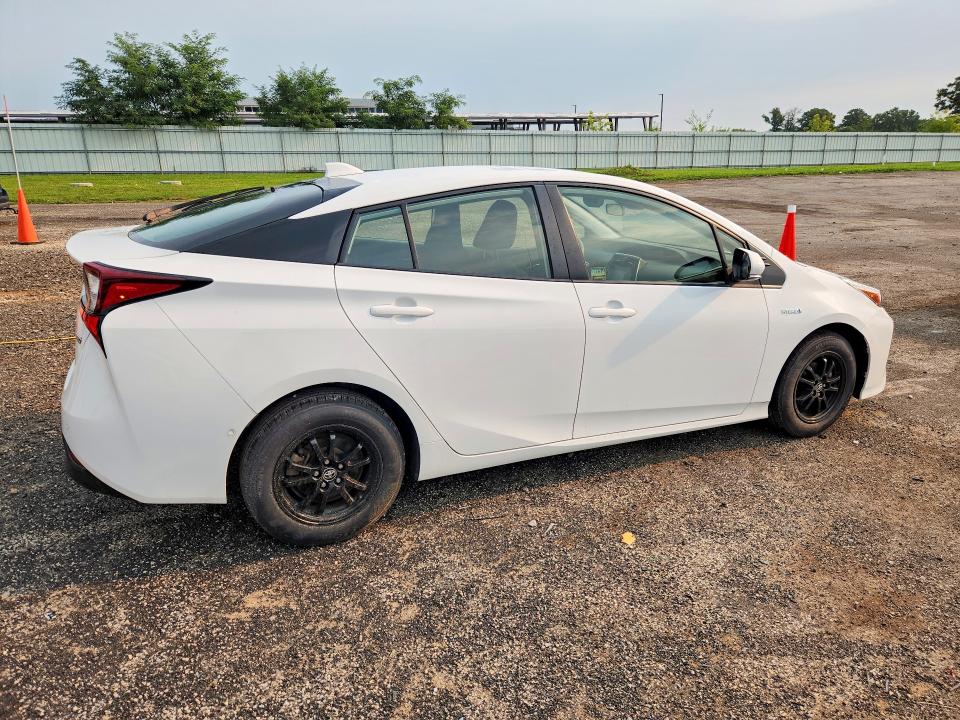 2021 Toyota Prius მანქანა იყიდება აუქციონზე, vin: JTDKAMFU3M3140393, აუქციონის ნომერი: 64191486