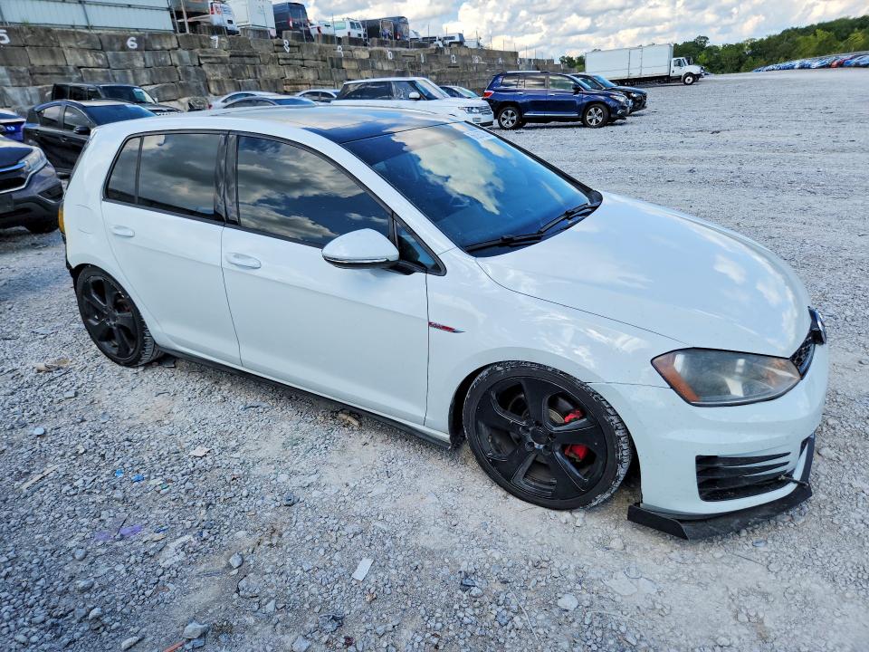 2015 Volkswagen Gti მანქანა იყიდება აუქციონზე, vin: 3VW4T7AU1FM003611, აუქციონის ნომერი: 66287286