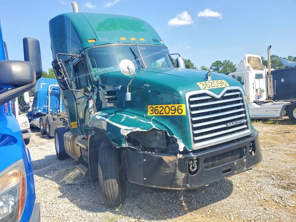 Продаж на аукціоні авто 2017 Mack 600, vin: 1M1AW01X8HM009404, номер лоту: 65215566