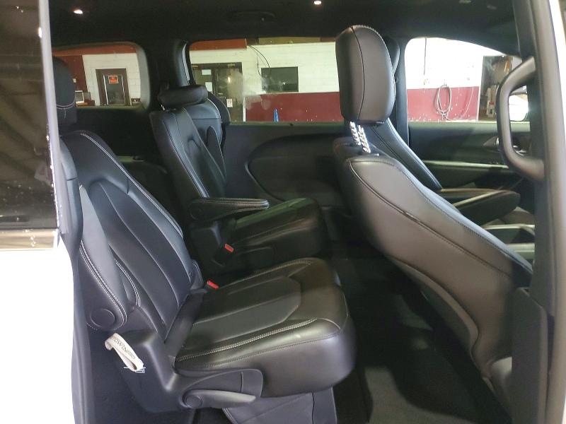 Продаж на аукціоні авто 2026 Chrysler Pacifica, vin: 2C4RC1BG4TR243691, номер лоту: 64358566