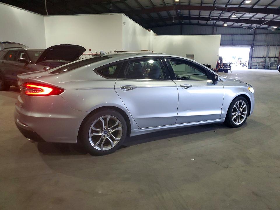 2020 Ford Fusion მანქანა იყიდება აუქციონზე, vin: 3FA6P0CD0LR196441, აუქციონის ნომერი: 67335076