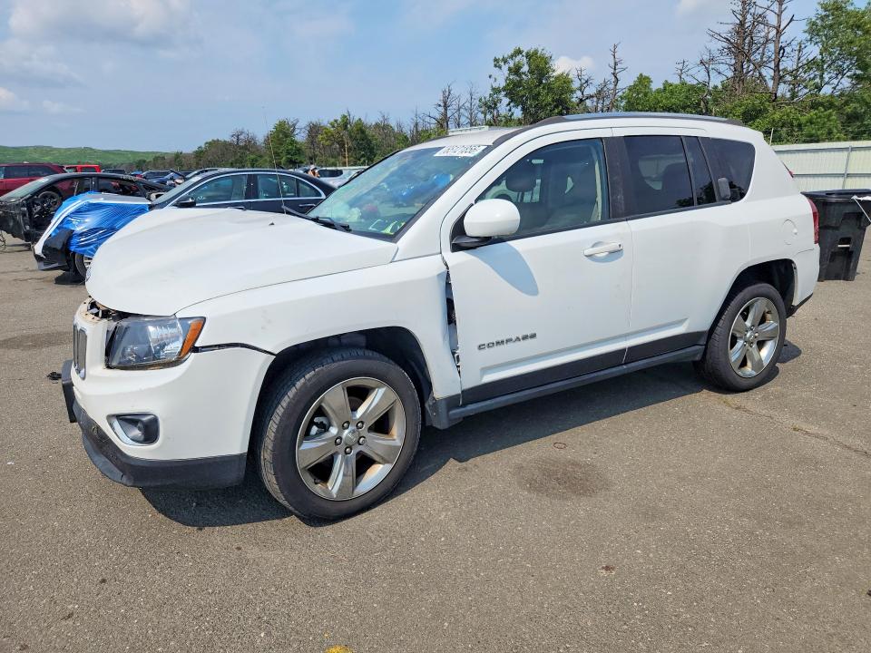 65121856 :رقم المزاد ، 1C4NJDEB3FD290725 vin ، 2015 Jeep Compass مزاد بيع