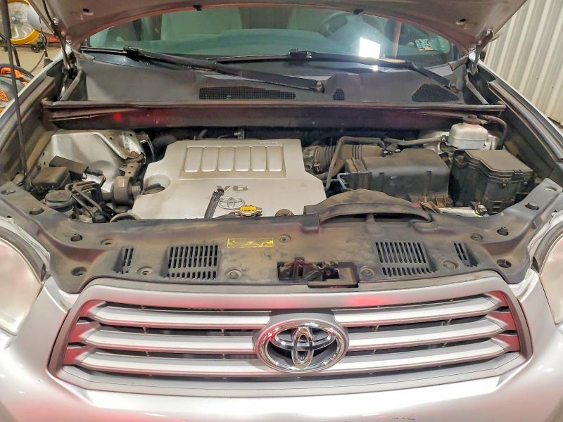 Продажа на аукционе авто 2010 Toyota Highlander, vin: 5TDBK3EH2AS025306, номер лота: 64041456