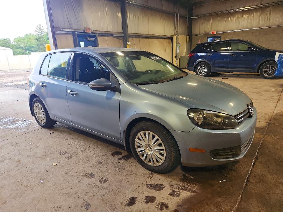 65623476 :رقم المزاد ، WVWDB7AJ2AW307700 vin ، 2010 Volkswagen Golf مزاد بيع