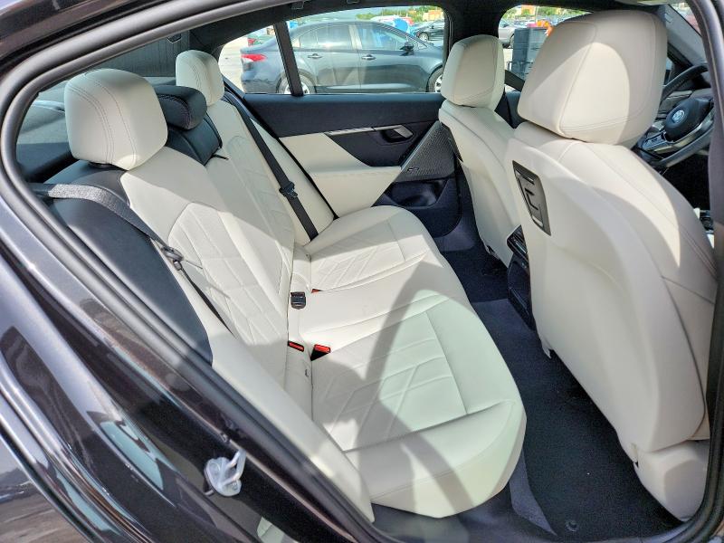 63601026 :رقم المزاد ، WBA43FJ04RCS78094 vin ، 2024 Bmw 530 مزاد بيع