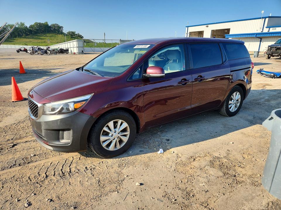 66970706 :رقم المزاد ، KNDMB5C13H6226037 vin ، 2017 Kia Sedona مزاد بيع