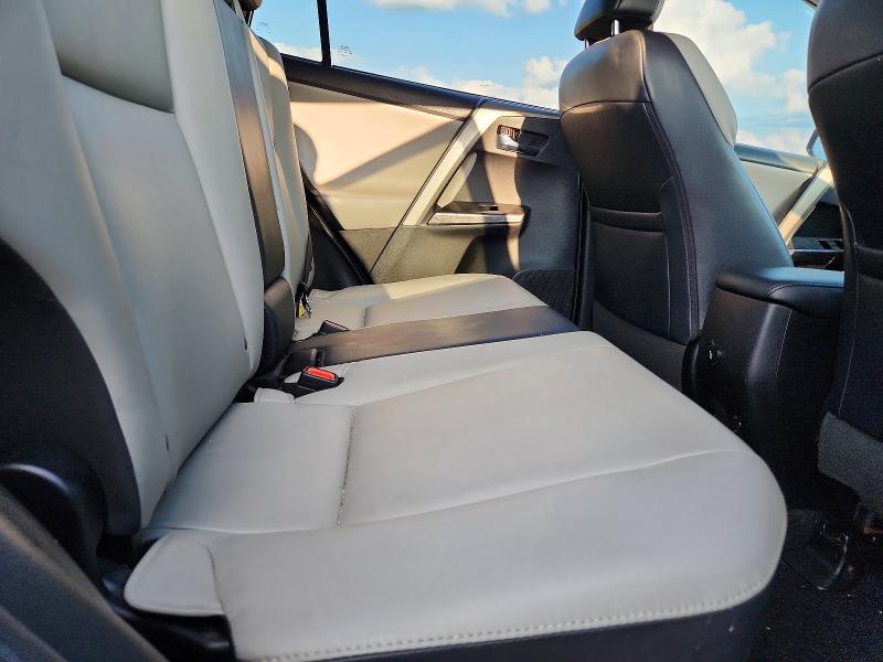 2017 Toyota Rav4 მანქანა იყიდება აუქციონზე, vin: 2T3DFREV9HW676172, აუქციონის ნომერი: 63530506