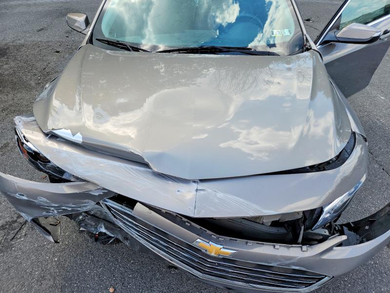63686386 :رقم المزاد ، 1G1ZE5ST0HF270439 vin ، 2017 Chevrolet Malibu مزاد بيع