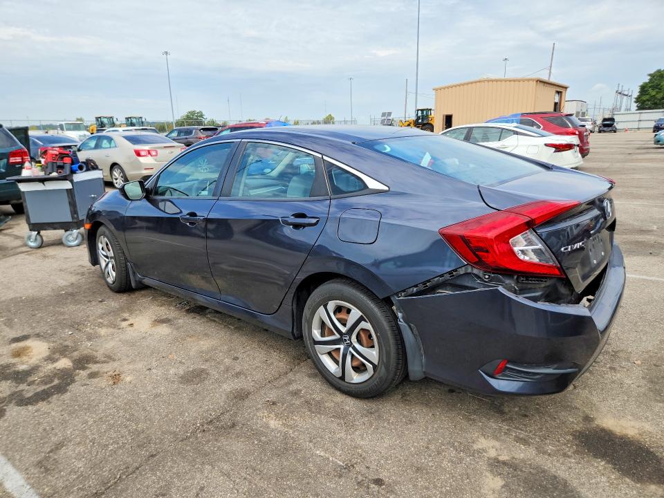 67102896 :رقم المزاد ، 2HGFC2F59JH574157 vin ، 2018 Honda Civic مزاد بيع