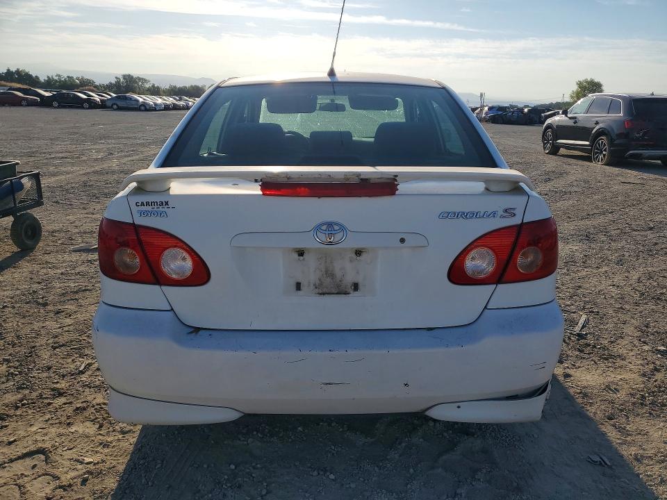 61448196 :رقم المزاد ، 1NXBR30E25Z502130 vin ، 2005 Toyota Corolla مزاد بيع
