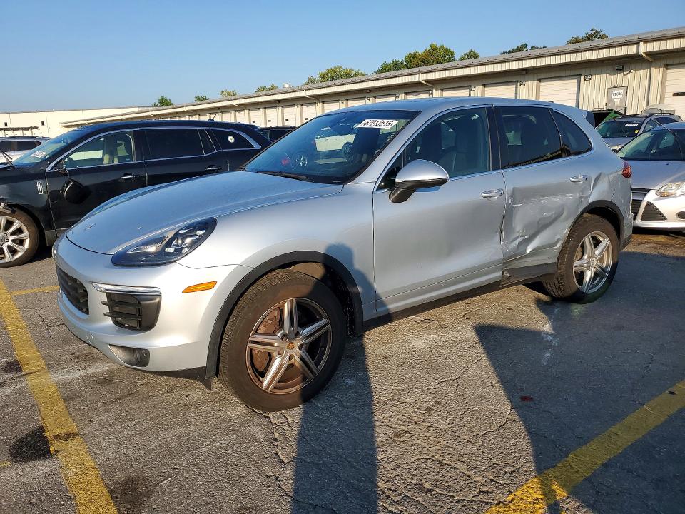 67013516 :رقم المزاد ، WP1AA2A2XGKA14109 vin ، 2016 Porsche Cayenne مزاد بيع