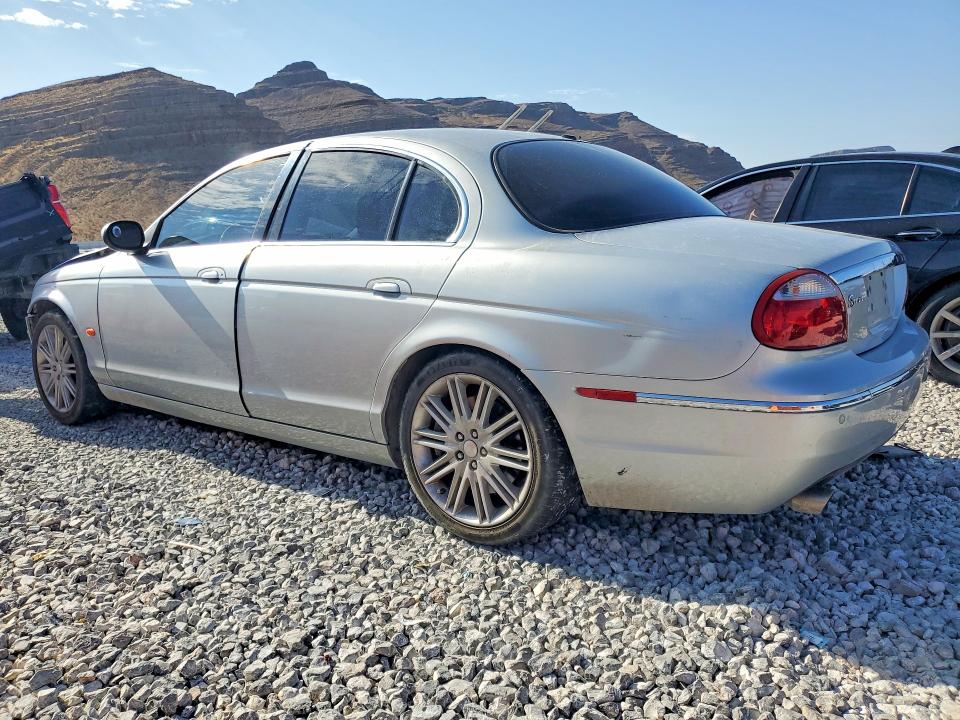 2006 Jaguar S-type მანქანა იყიდება აუქციონზე, vin: SAJWA01A66FN67478, აუქციონის ნომერი: 64623496