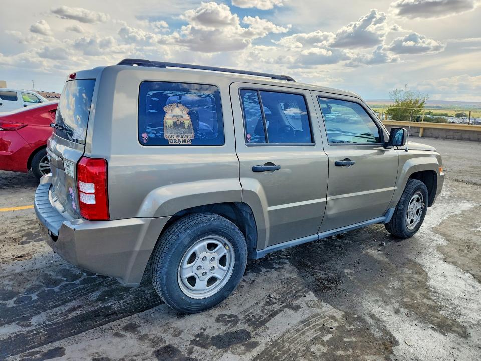 2007 Jeep Patriot მანქანა იყიდება აუქციონზე, vin: 1J8FF28W37D392562, აუქციონის ნომერი: 65289176