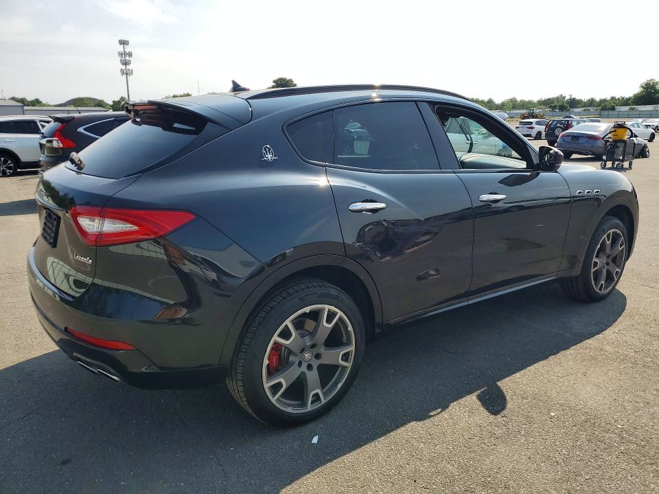 2017 Maserati Levante მანქანა იყიდება აუქციონზე, vin: ZN661XUS4HX245610, აუქციონის ნომერი: 64471266