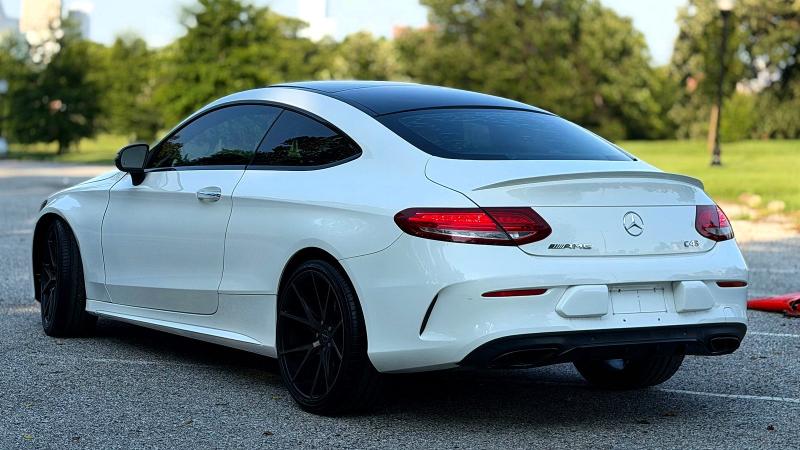 65121646 :رقم المزاد ، WDDWJ6EB9HF493728 vin ، 2017 Mercedes-benz C مزاد بيع
