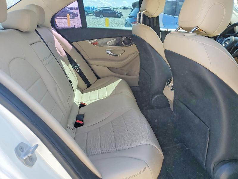 67102856 :رقم المزاد ، 55SWF4KB6FU071310 vin ، 2015 Mercedes-benz C مزاد بيع