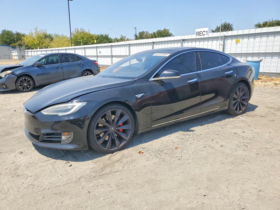 Продаж на аукціоні авто 2016 Tesla Model S, vin: 5YJSA1E42GF141171, номер лоту: 64157856
