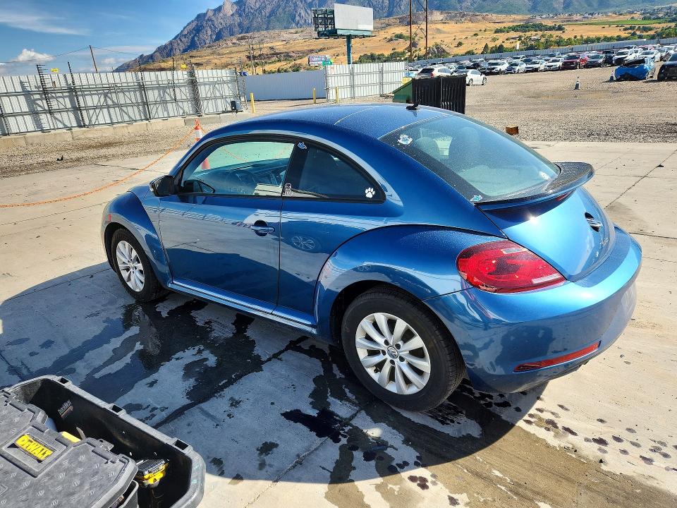 65146216 :رقم المزاد ، 3VWFD7AT9KM717252 vin ، 2019 Volkswagen Beetle مزاد بيع