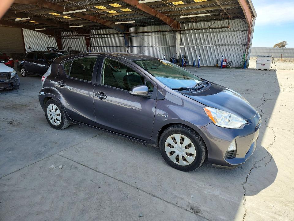 Продаж на аукціоні авто 2013 Toyota Prius C, vin: JTDKDTB36D1032537, номер лоту: 65005116