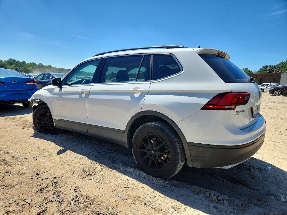 63883966 :رقم المزاد ، 3VV2B7AX5KM145513 vin ، 2019 Volkswagen Tiguan مزاد بيع