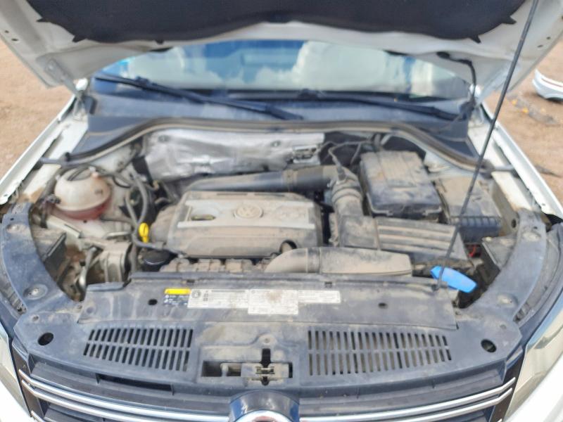 2017 Volkswagen Tiguan მანქანა იყიდება აუქციონზე, vin: WVGTV7AX7HK007929, აუქციონის ნომერი: 65229176