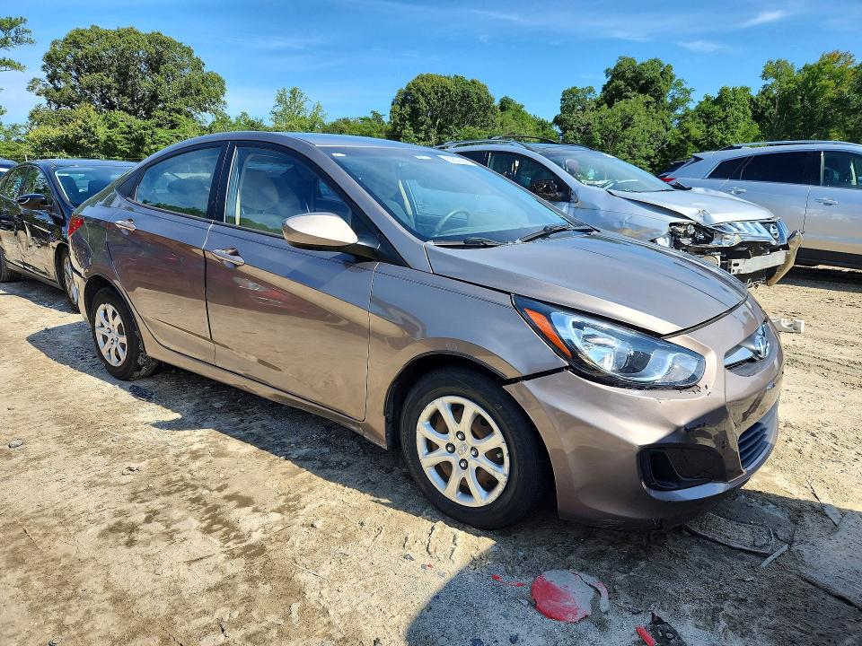 Продажа на аукционе авто 2013 Hyundai Accent, vin: KMHCT4AEXDU562293, номер лота: 63632686
