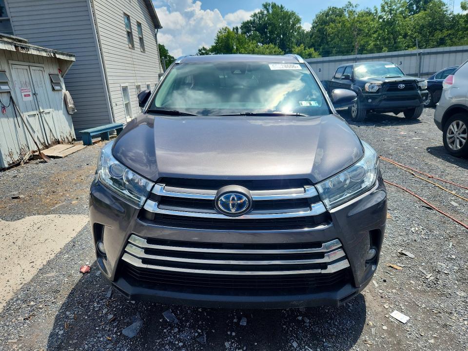 65228606 :رقم المزاد ، 5TDDGRFH3JS039209 vin ، 2018 Toyota Highlander Hybrid مزاد بيع