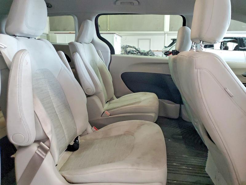 2018 Chrysler Pacifica მანქანა იყიდება აუქციონზე, vin: 2C4RC1H75JR127002, აუქციონის ნომერი: 65117596