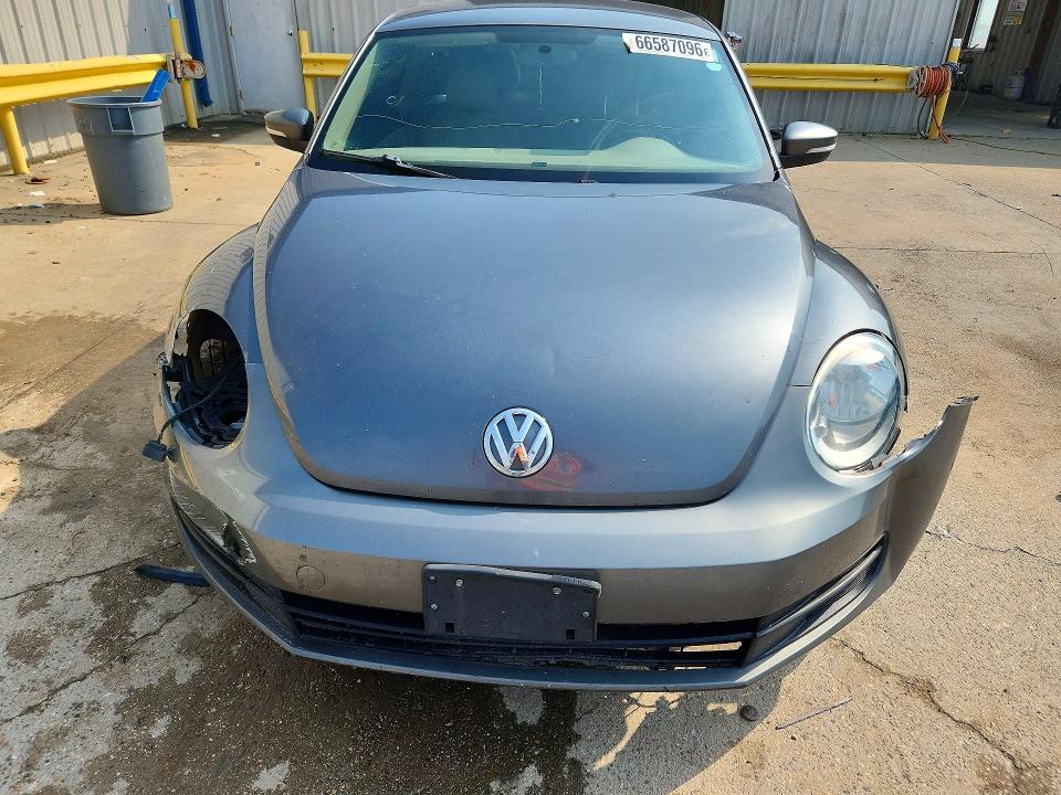 66587096 :رقم المزاد ، 3VWJX7AT6DM669231 vin ، 2013 Volkswagen Beetle مزاد بيع