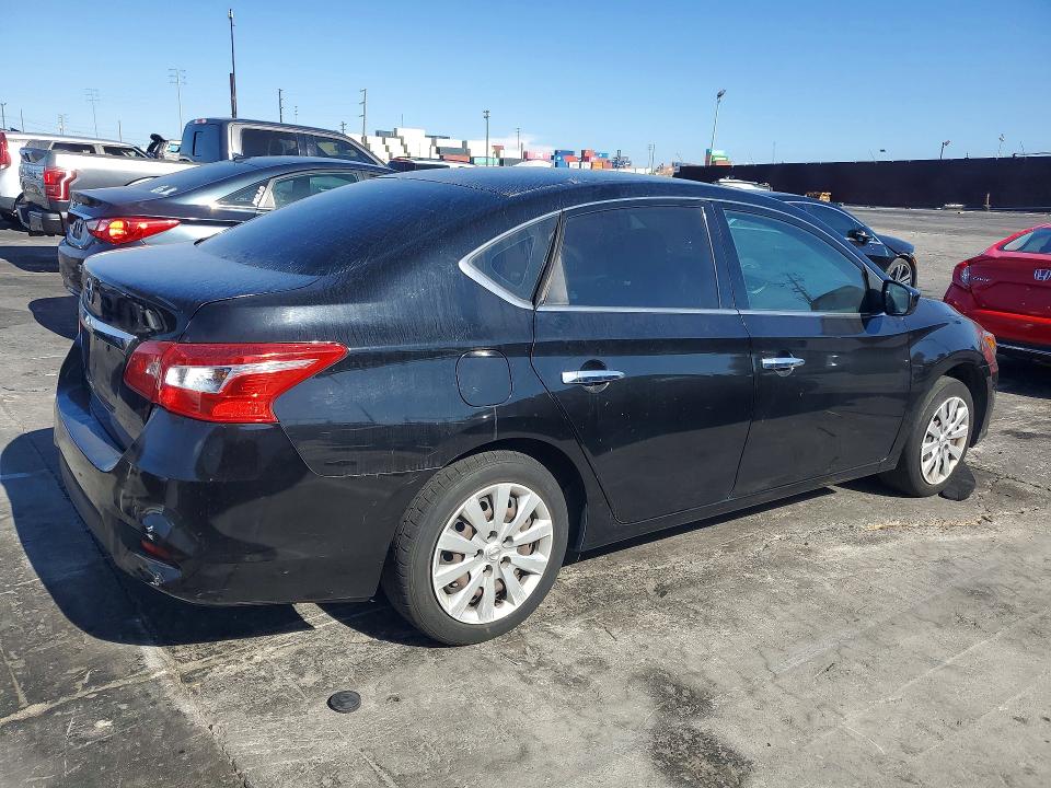 Auction sale of the 2017 Nissan Sentra, vin: 3N1AB7AP5HY250843, lot number: 65579576