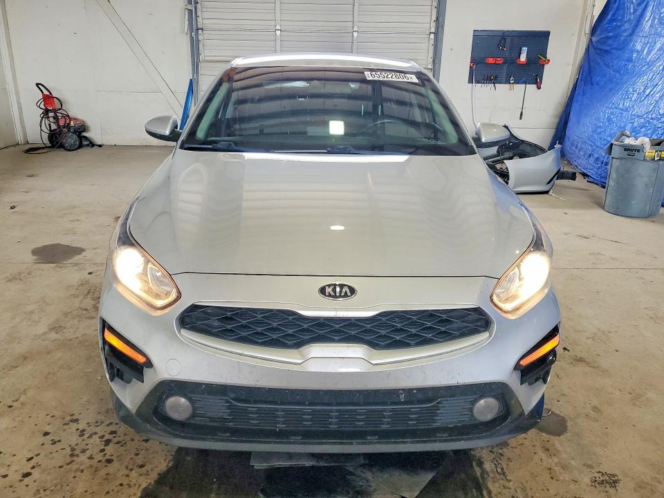 2021 Kia Forte მანქანა იყიდება აუქციონზე, vin: 3KPF24AD1ME277508, აუქციონის ნომერი: 65522806