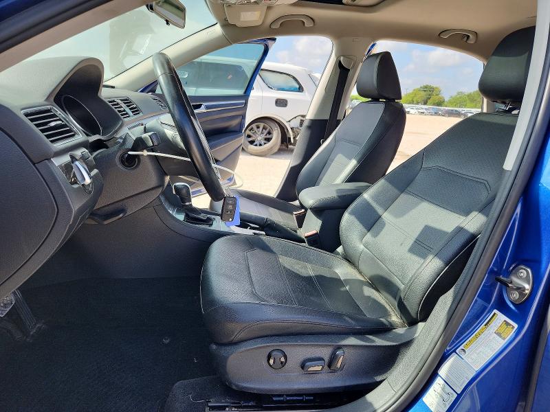 Продажа на аукционе авто 2017 Volkswagen Passat, vin: 1VWBT7A37HC014910, номер лота: 64817116