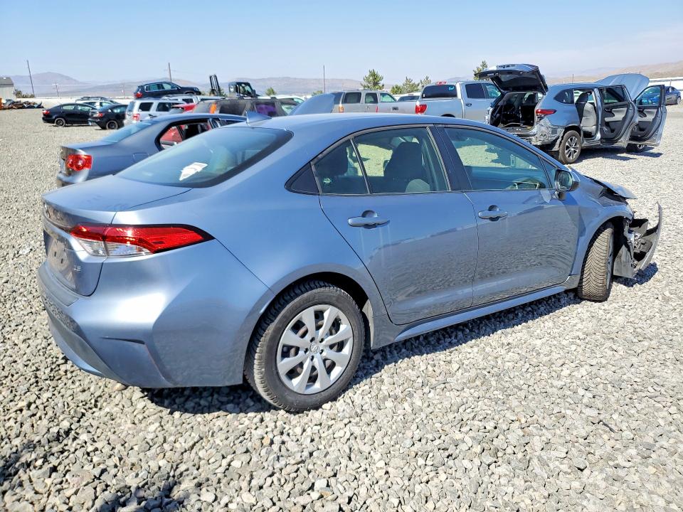 64121626 :رقم المزاد ، JTDEPMAEXNJ193701 vin ، 2022 Toyota Corolla مزاد بيع