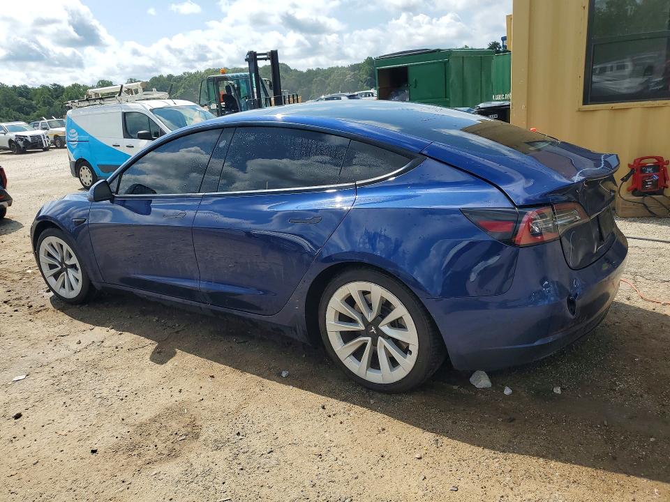 2022 Tesla Model 3 მანქანა იყიდება აუქციონზე, vin: 5YJ3E1EA8NF369879, აუქციონის ნომერი: 63949966