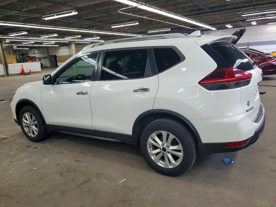 62690066 :رقم المزاد ، 5N1AT2MV1JC810780 vin ، 2018 Nissan Rogue مزاد بيع