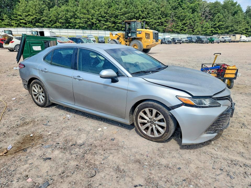 Продаж на аукціоні авто 2018 Toyota Camry, vin: 4T1B11HK1JU514432, номер лоту: 66430086