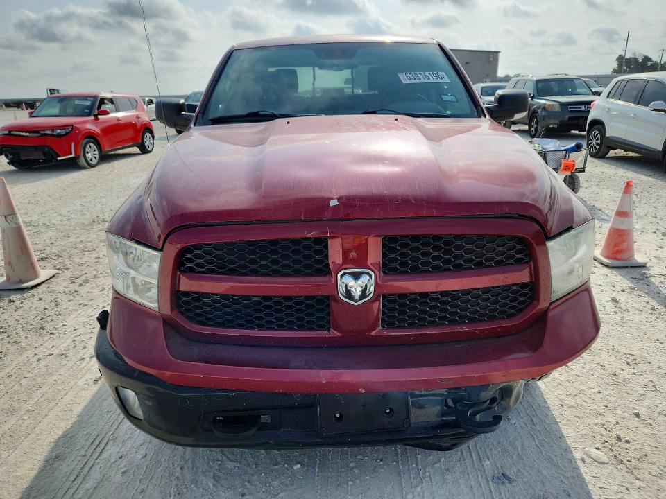 63916196 :رقم المزاد ، 1C6RR6LT1FS639644 vin ، 2015 Ram 1500 مزاد بيع