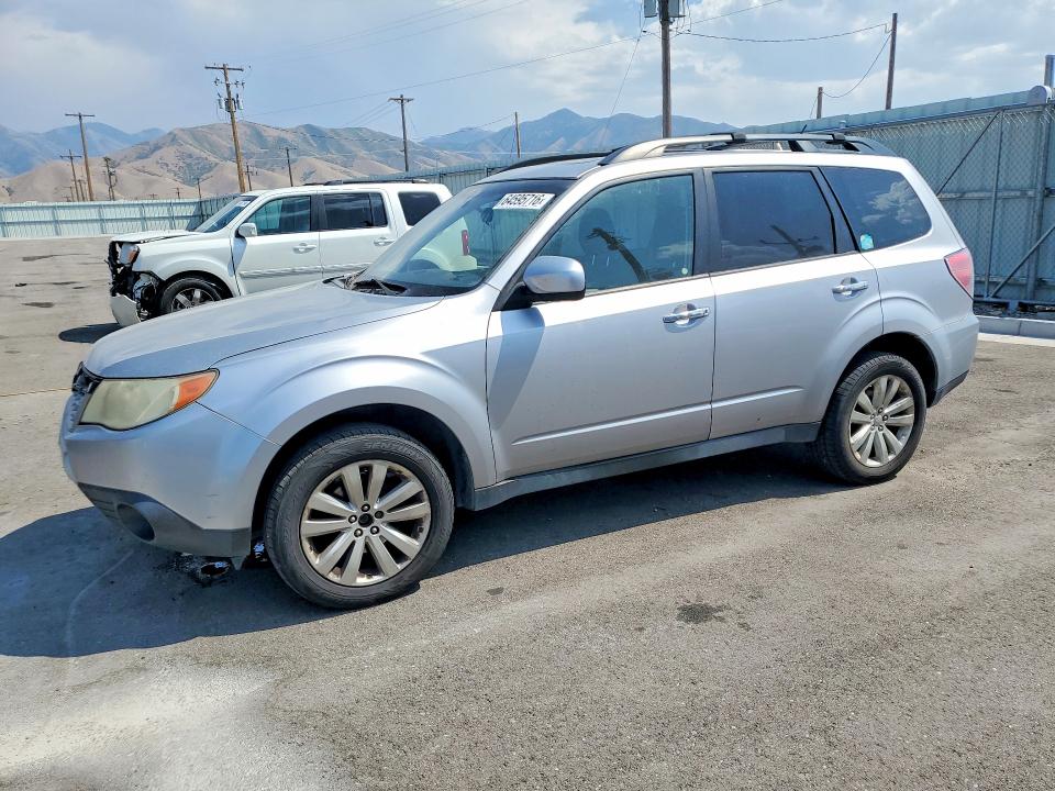 64595716 :رقم المزاد ، JF2SHADC1DH428289 vin ، 2013 Subaru Forester مزاد بيع