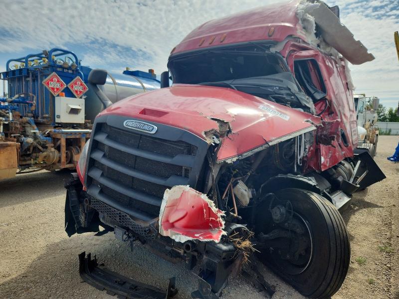2020 Freightliner Cascadia 126 მანქანა იყიდება აუქციონზე, vin: 1FUJHHDR0LLLJ7163, აუქციონის ნომერი: 63579346