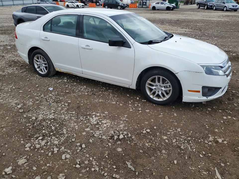 Продажа на аукционе авто 2011 Ford Fusion, vin: 3FAHP0GA6BR183197, номер лота: 64128806
